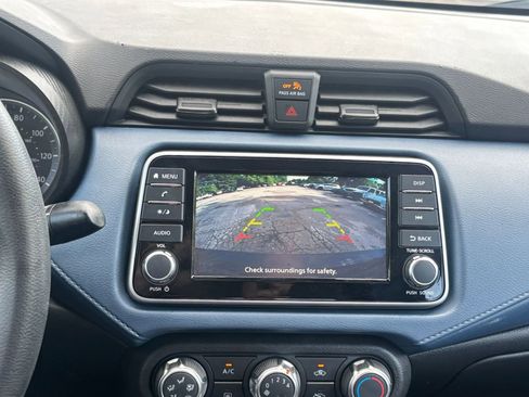 Used 2025 Nissan Versa SV FWD image 23