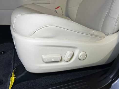 Used 2023 Lexus GX 460 Premium w/ Premium Plus Package image 27