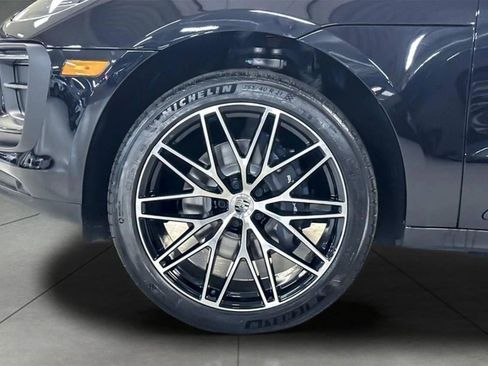 New 2025 Porsche Macan image 90