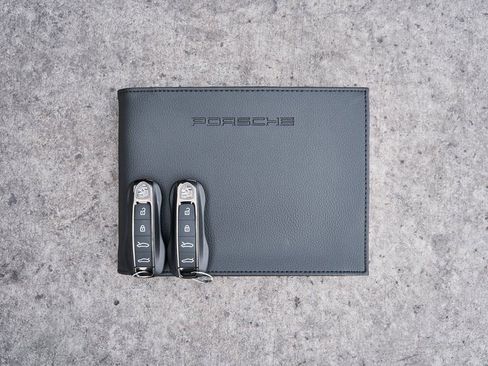 Used 2026 Porsche Taycan Turbo S image 89