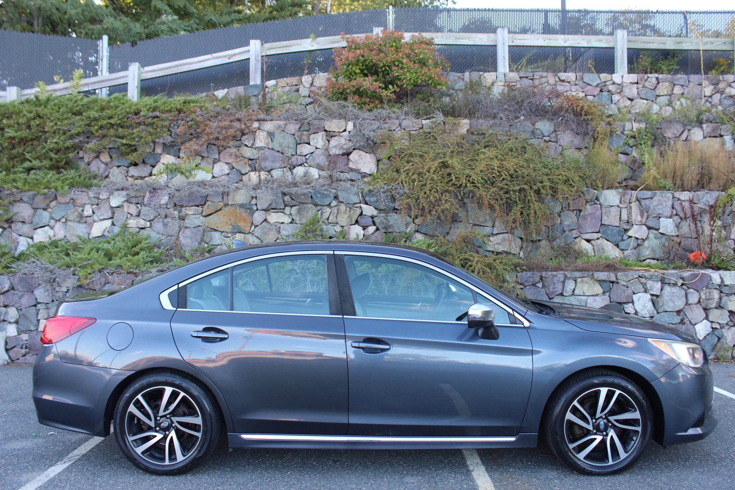 Used 2017 Subaru Legacy 2.5i Sport AWD/4WD image 5
