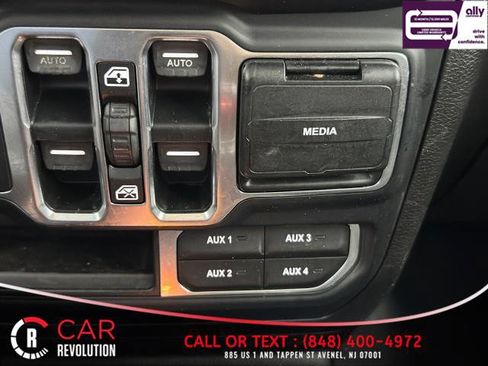 Used 2020 Jeep Gladiator Overland image 44