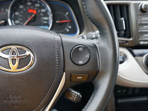 Used 2014 Toyota RAV4 Limited image 19