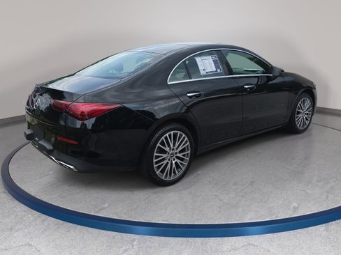 Used 2025 Mercedes-Benz CLA 250 image 5