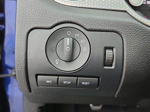 Used 2012 Ford Mustang Shelby GT500 w/ SVT Performance Pkg image 23