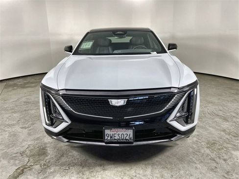 Used 2026 Cadillac Lyriq Sport image 3