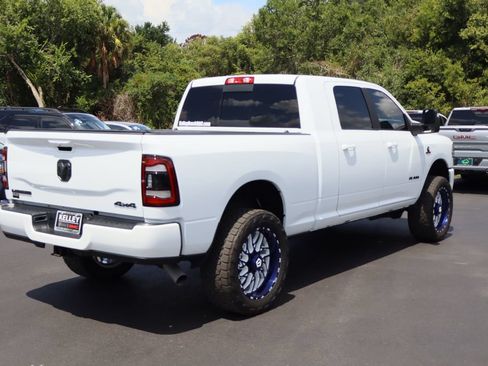 Used 2023 RAM 2500 Laramie w/ Night Edition AWD/4WD image 9