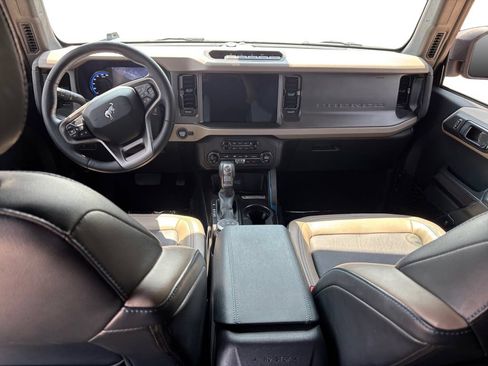Used 2024 Ford Bronco Wildtrak AWD/4WD image 11