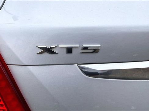 Used 2017 Cadillac XT5 Premium Luxury image 23