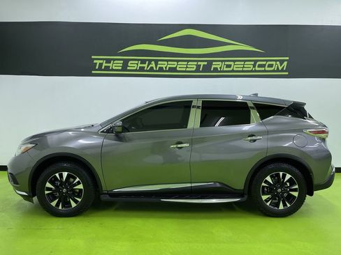 Used 2018 Nissan Murano S image 6