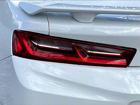 Used 2017 Chevrolet Camaro SS image 24