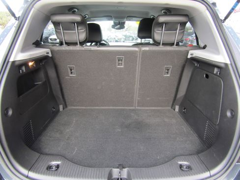 Used 2022 Chevrolet Trax LT w/ Sport Edition AWD/4WD image 10