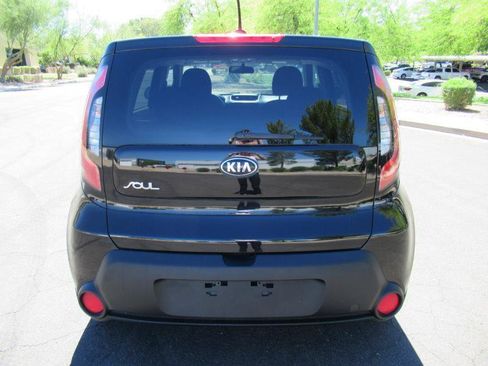 Used 2016 Kia Soul image 3