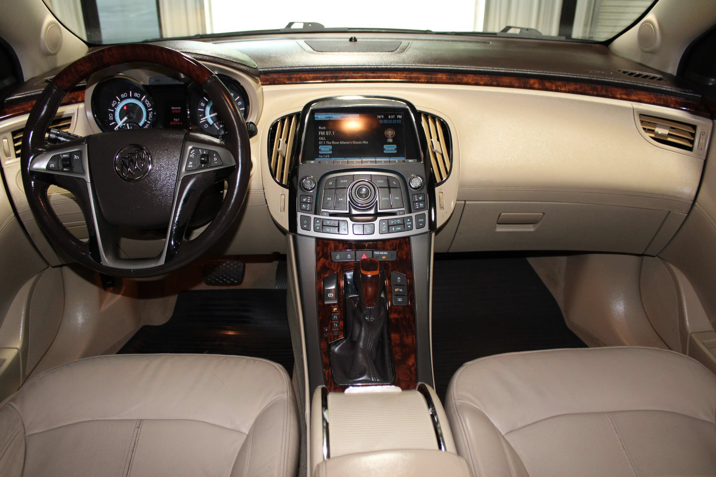 Used 2012 Buick LaCrosse Premium FWD image 13