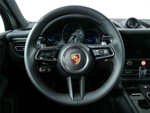 Certified 2026 Porsche Macan Turbo AWD/4WD image 10