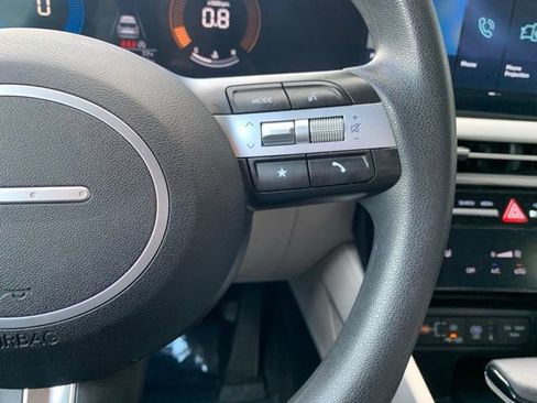 Certified 2025 Hyundai Tucson SEL FWD image 22