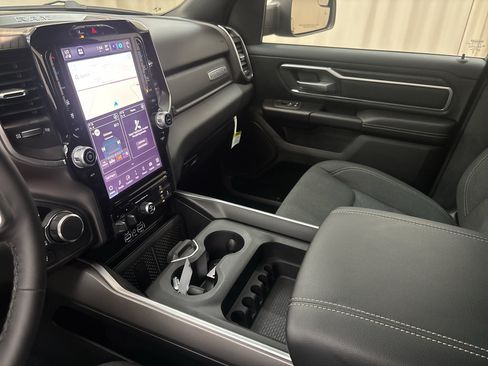 New 2026 RAM 1500 Big Horn AWD/4WD image 23