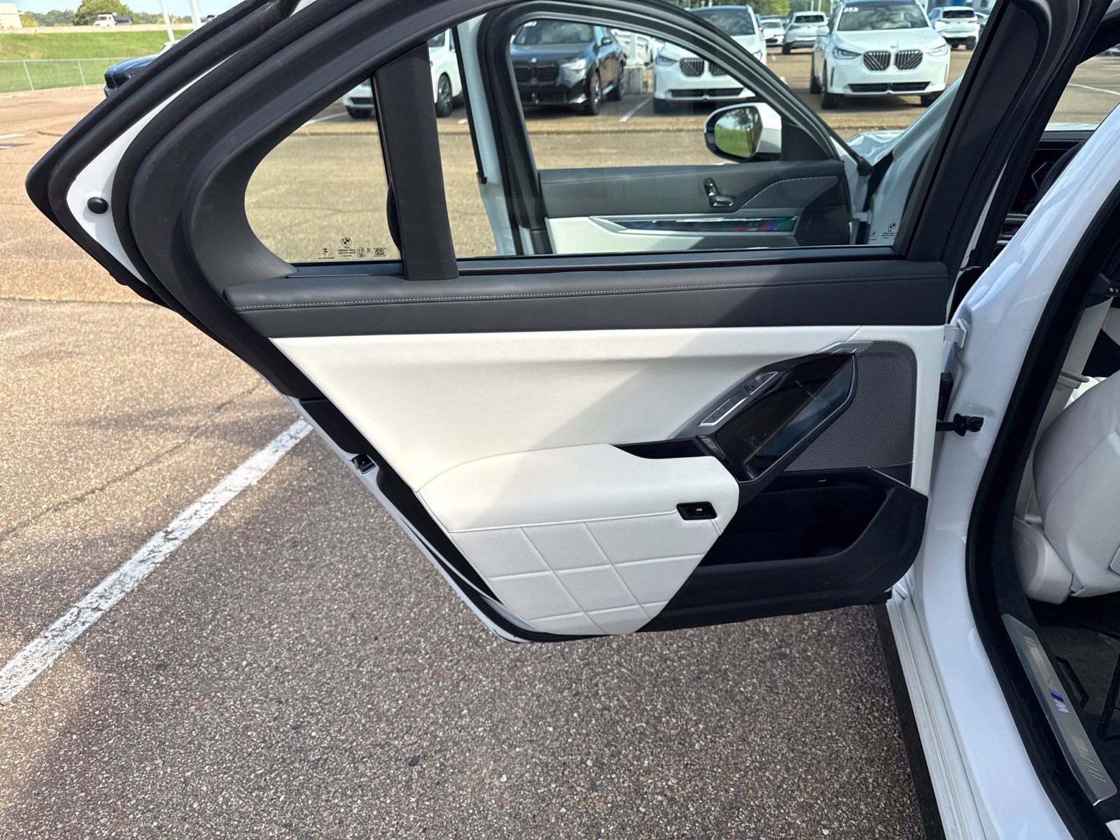Certified 2024 BMW 740i w/ Executive Package RWD image 10