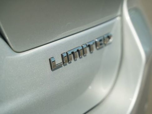 Used 2022 Jeep Grand Cherokee L Limited image 43