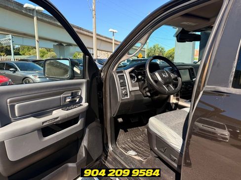 Used 2014 RAM 1500 Lone Star RWD image 19