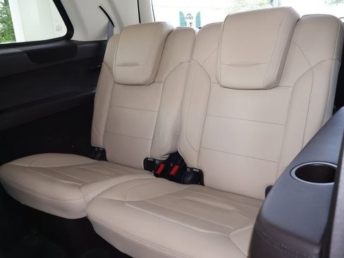 Used 2019 Mercedes-Benz GLS 450 4MATIC image 13