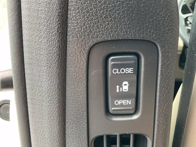 Used 2022 Honda Odyssey Elite image 17