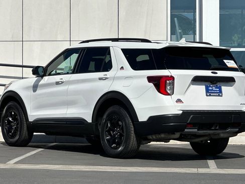 Certified 2022 Ford Explorer Timberline image 5