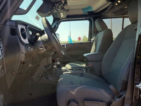 New 2026 Jeep Gladiator Sport image 12