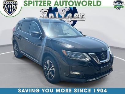 Used 2017 Nissan Rogue SL w/ SL Premium Package