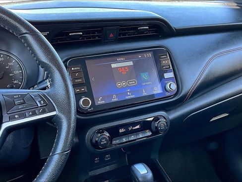 Used 2024 Nissan Kicks SR FWD image 7