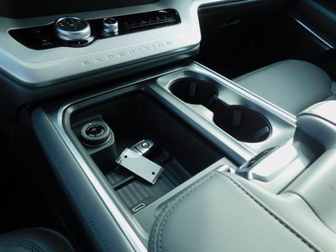 New 2026 Ford Expedition Max Active image 34