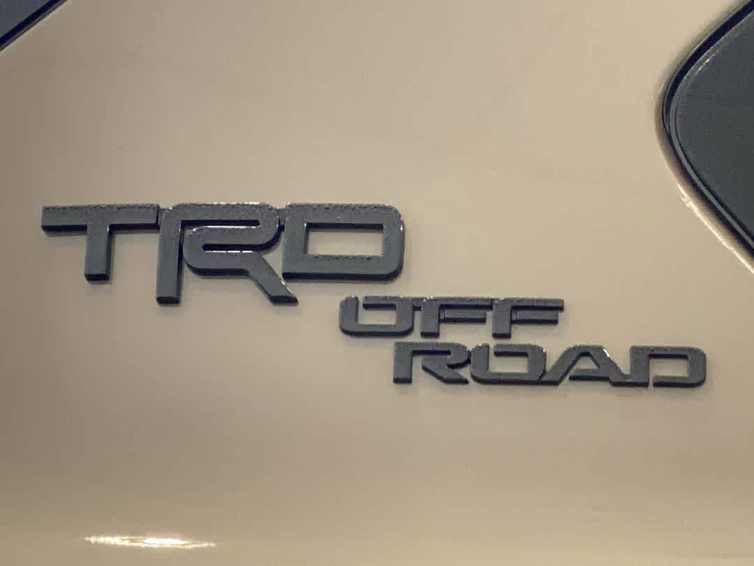 New 2026 Toyota Sequoia Platinum w/ TRD Off-Road Package AWD/4WD image 12