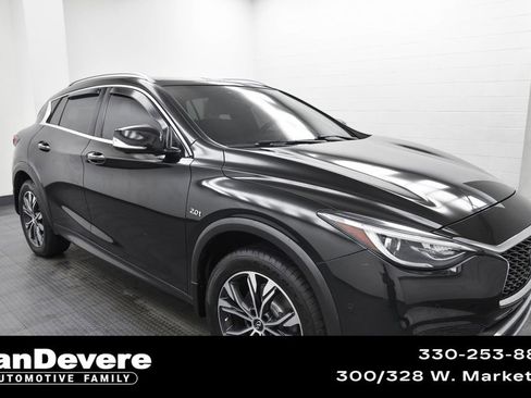Used 2019 INFINITI QX30 Premium w/ Navigation Package image 1