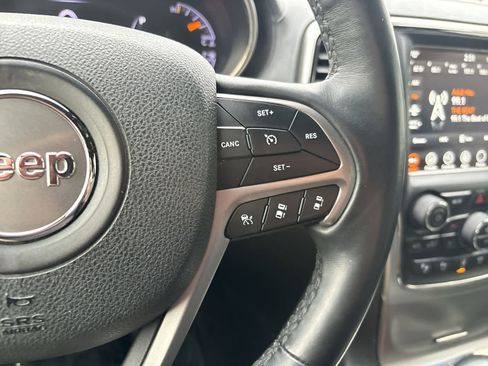 Used 2018 Jeep Grand Cherokee High Altitude image 12