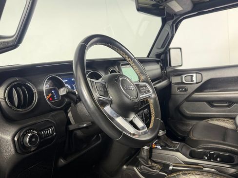 Used 2021 Jeep Wrangler Unlimited Sahara AWD/4WD image 21