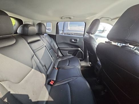 Used 2019 Jeep Compass Limited w/ Trailer Tow Group AWD/4WD image 5