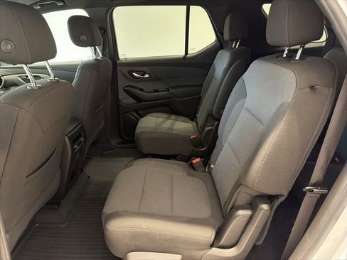 Certified 2023 Chevrolet Traverse LT image 15
