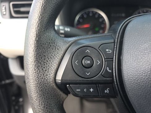 Certified 2022 Toyota RAV4 XLE image 17