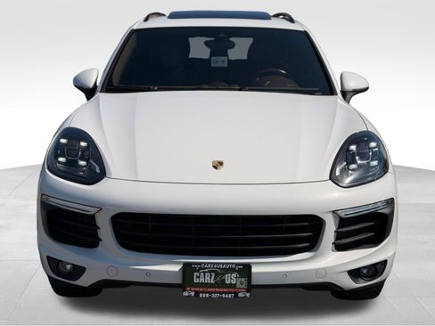 Used 2016 Porsche Cayenne AWD/4WD image 2
