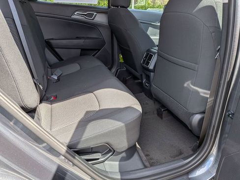 New 2026 Kia Sportage LX FWD image 21