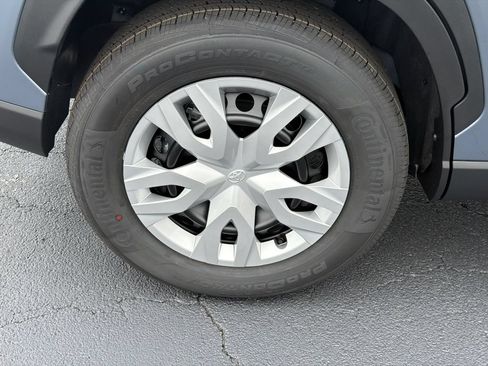New 2026 Toyota Corolla Cross L FWD image 23