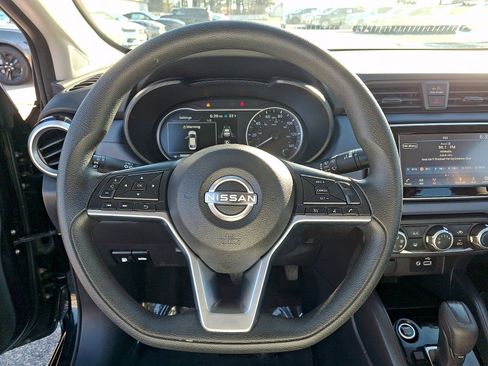 Used 2024 Nissan Versa SV image 18