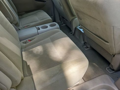 Used 2012 Nissan Quest S FWD image 29