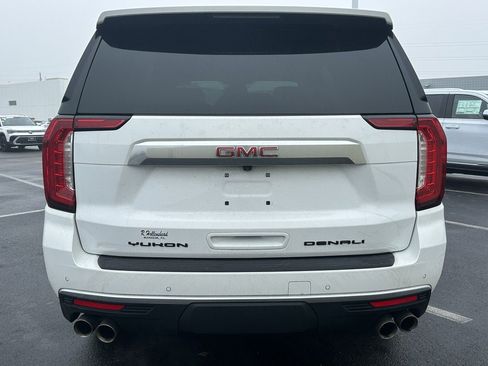 Used 2024 GMC Yukon Denali image 3