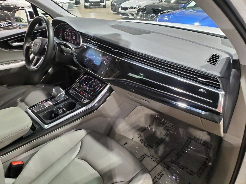 Used 2022 Audi Q7 3.0T Premium Plus AWD/4WD image 15