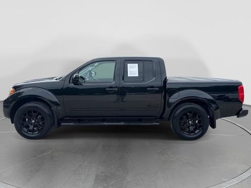 Used 2021 Nissan Frontier SV w/ Midnight Edition Floor Mats AWD/4WD image 5