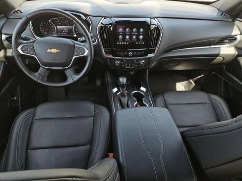 Used 2022 Chevrolet Traverse LT w/ LPO, Floor Liner Package FWD image 12