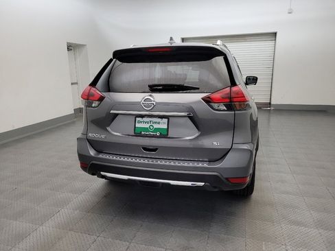 Used 2017 Nissan Rogue SL w/ SL Premium Package FWD image 7