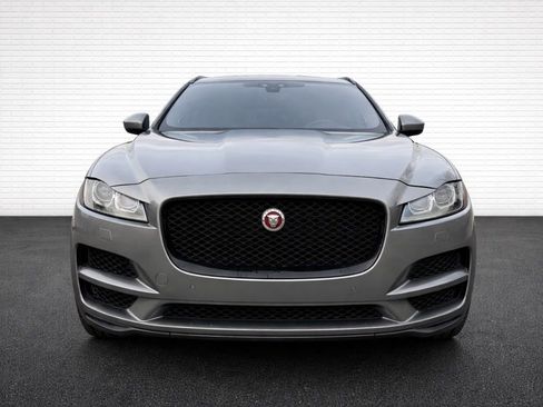 Used 2020 Jaguar F-PACE Premium AWD/4WD image 2
