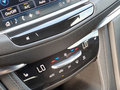 Used 2024 Cadillac XT5 Luxury w/ LPO, Floor Liner Package image 21